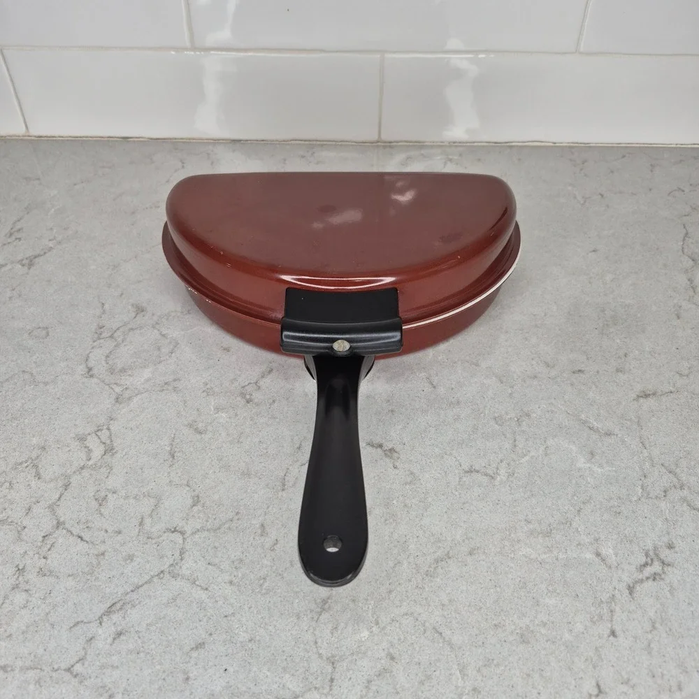 Vintage Kitchen Pride Mirro Folding Omelet Pan Brown Aluminum Double Sided USA